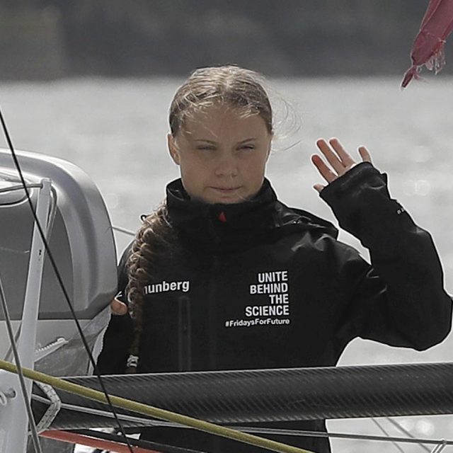 「不登校で世界を動かす16歳」グレタ・トゥーンベリが船で世界横断、モナコ王室の王子も同伴