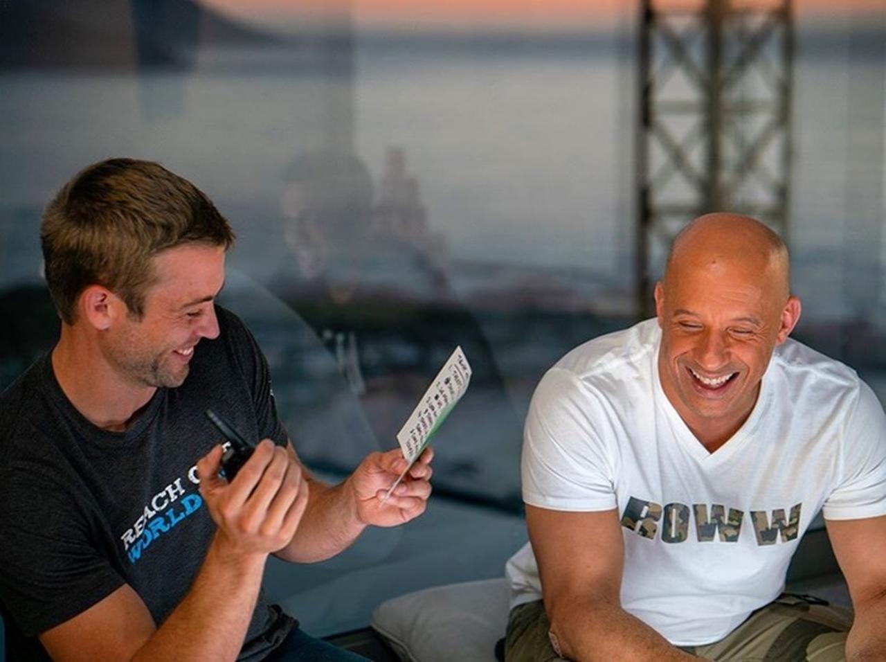 ポール・ウォーカー弟、新作『ワイルド・スピード』の撮影現場を訪れる