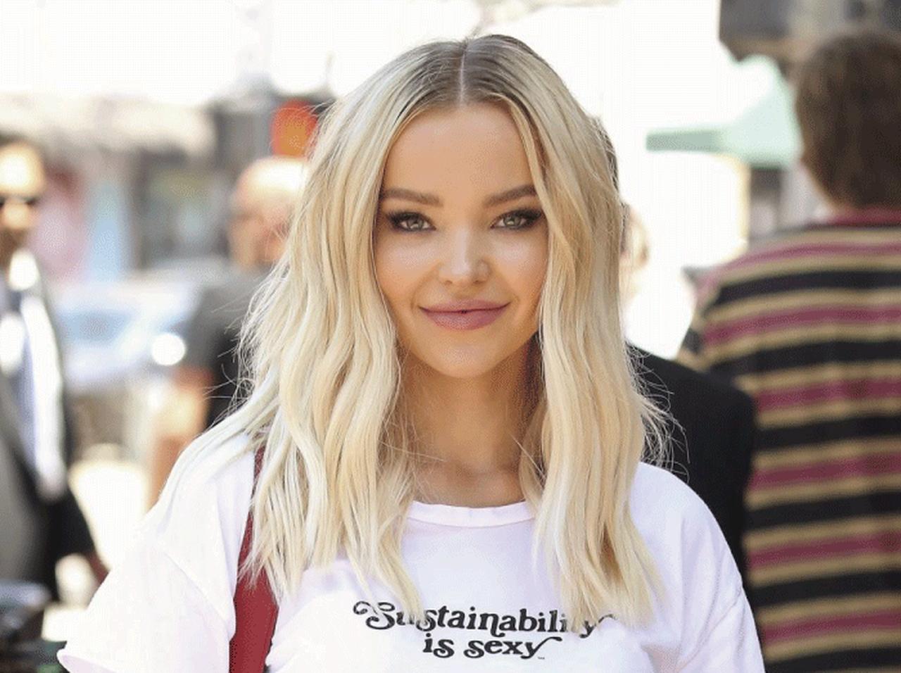 人気ディズニースター、ダヴ・キャメロンの旬デニムコーデ