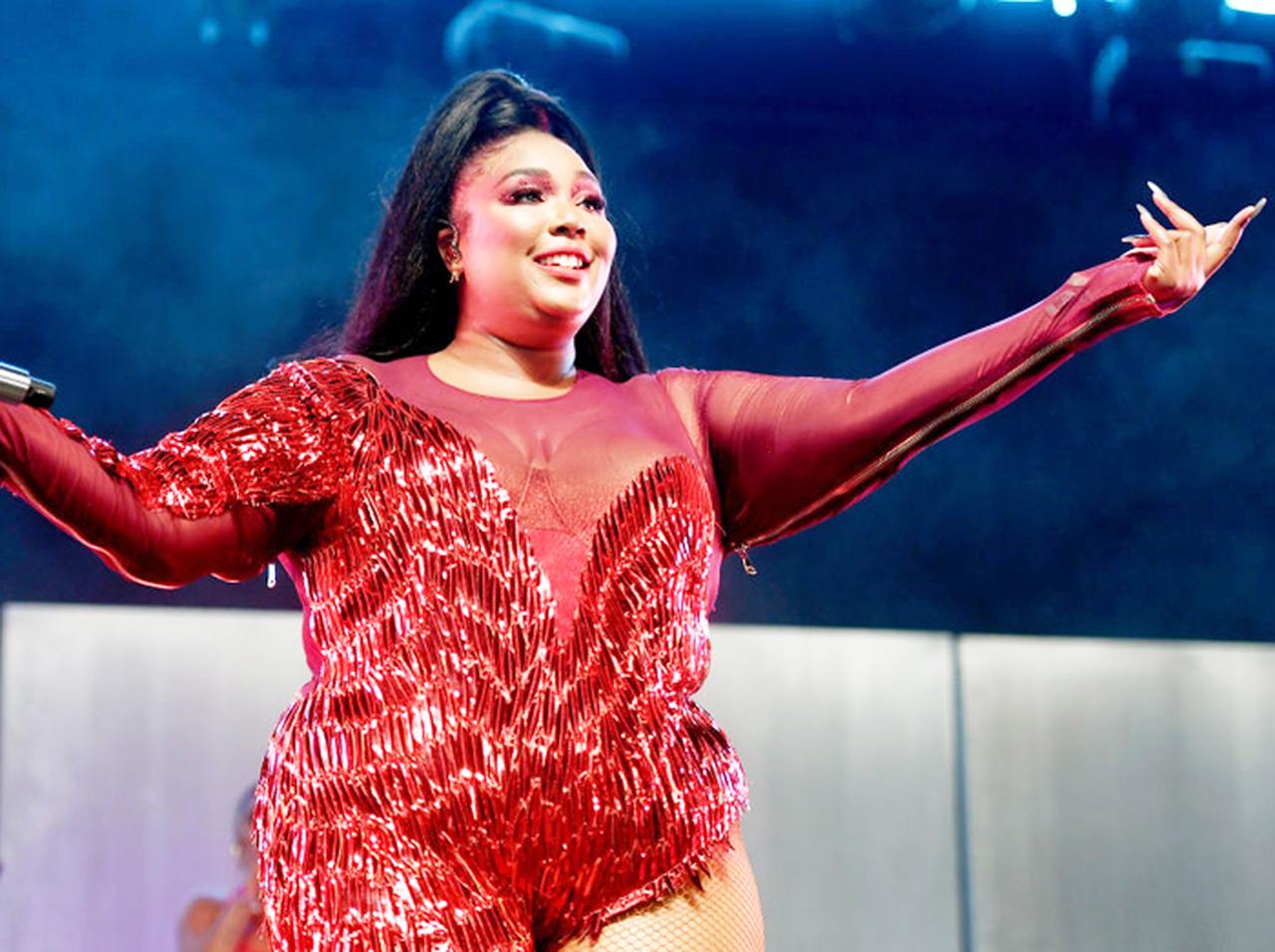 成功者の女性が陥りやすい?大人気シンガーを悩ませる「インポスター症候群」とは