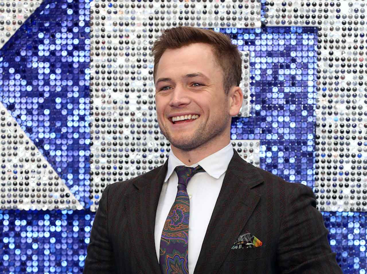 タロン・エジャトン、『ロケットマン』撮影終了後にセットから持ち帰ったものとは?【来日インタビュー】