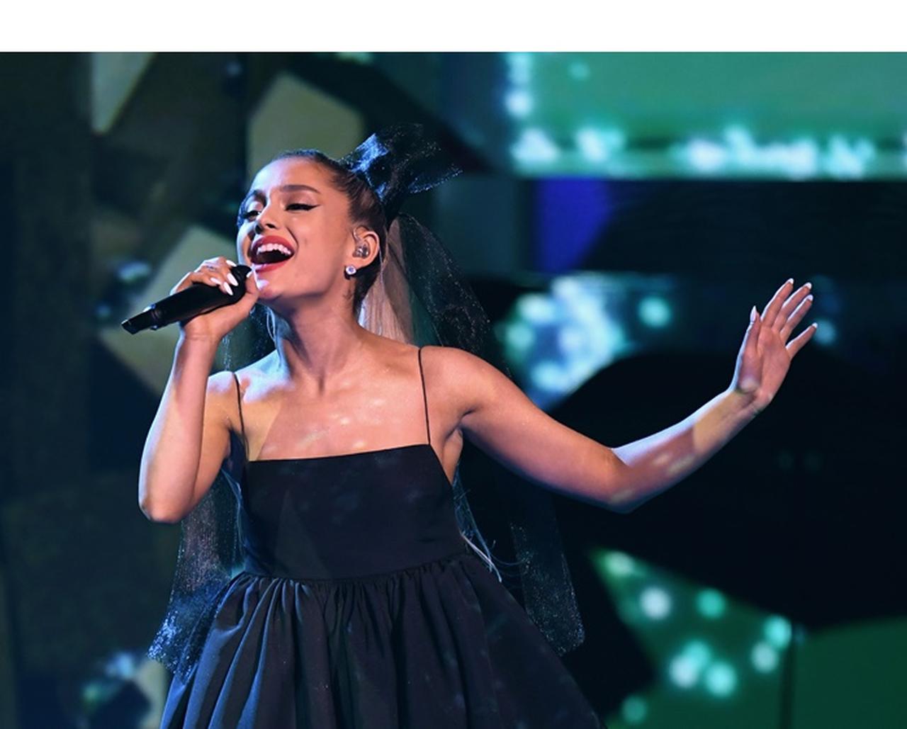 アリアナ・グランデ、「この瞬間を永遠に大切にする」と語った歴史的な瞬間とは