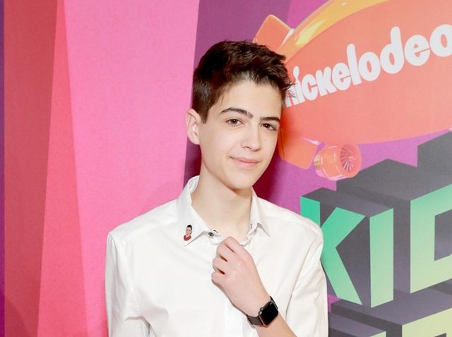 ディズニー・チャンネル初の“ゲイキャラクター”、現実世界でバイセクシャルを告白