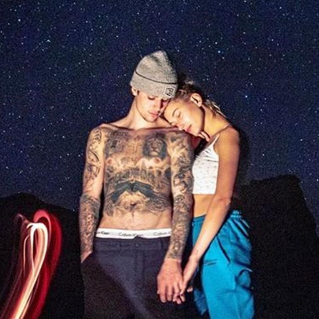 ヘイリー・ビーバー、結婚記念日にジャスティンと日本で撮影した「秘蔵写真」を公開