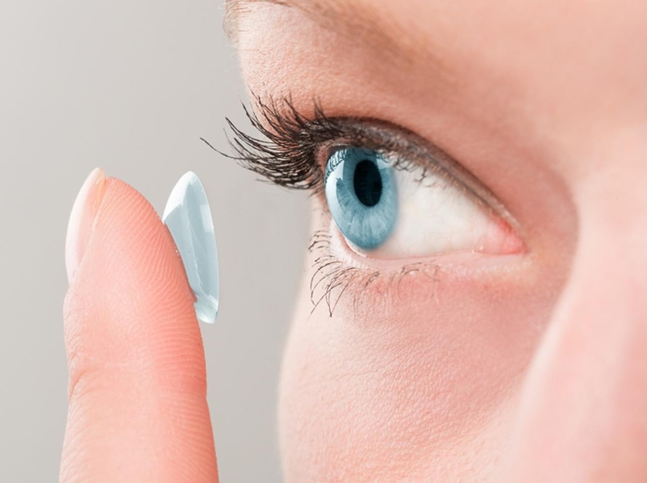 ウインクひとつで拡大・縮小が可能に、“新時代”のコンタクトレンズが開発