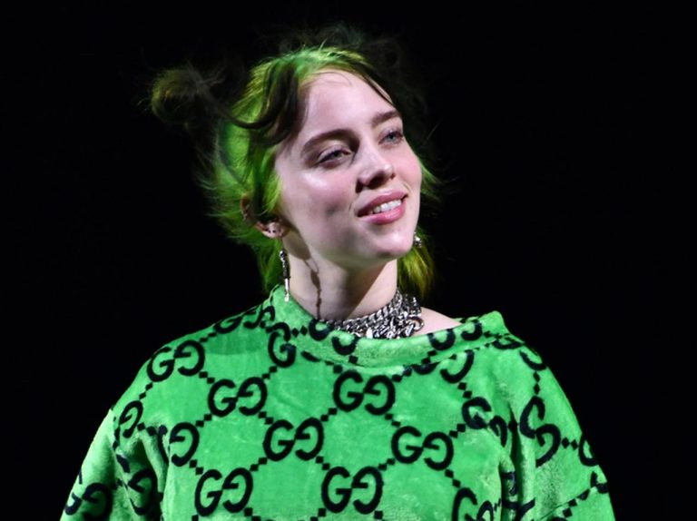 ビリー・アイリッシュ、「地球温暖化の脅威」歌う楽曲MVで“天使から悪魔”へ