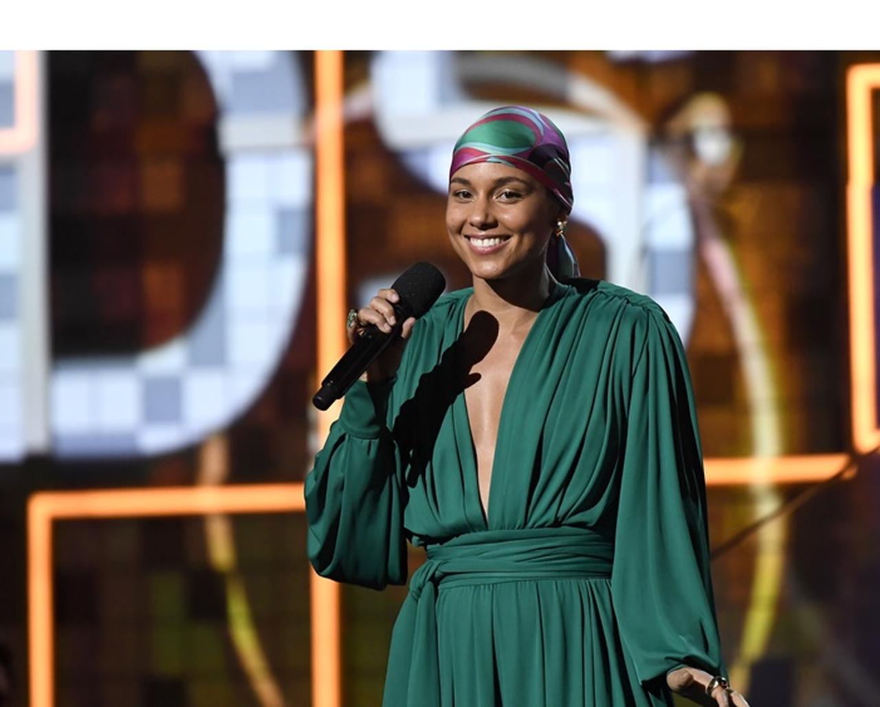 アリシア・キーズ、新曲「ショウ・ミー・ラヴ」のMVは7秒で撮影