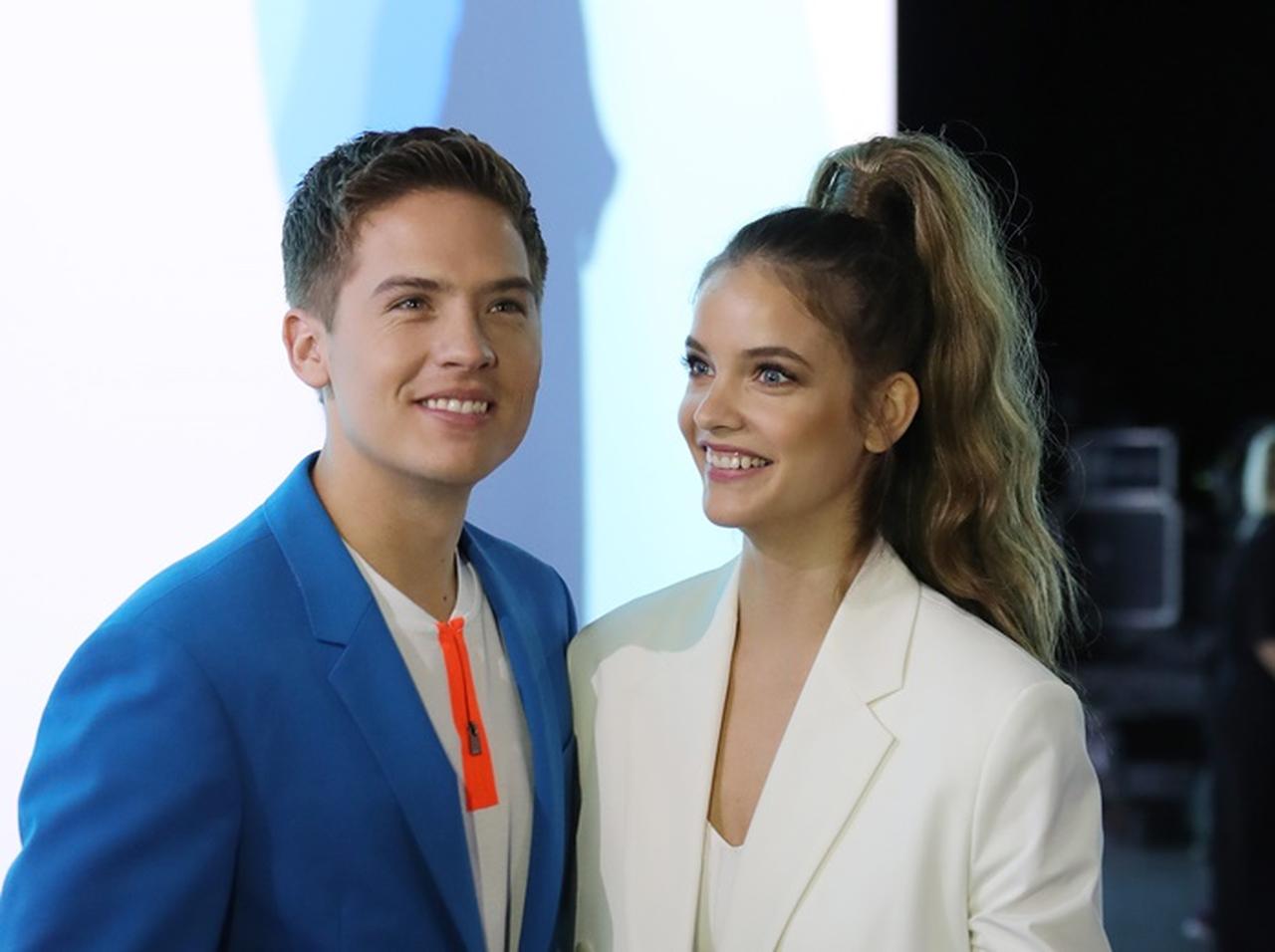 ディラン・スプラウス、バーバラ・パルヴィンと「eスポーツ」の試合を観戦