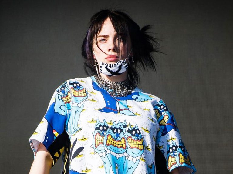 ビリー・アイリッシュが泣きながら「ステージを放棄」した理由がやるせない