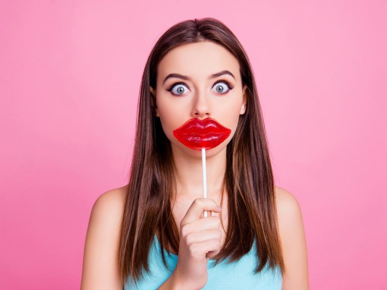 もう失敗しない!リキッドリップを上手に塗るための2つのコツ