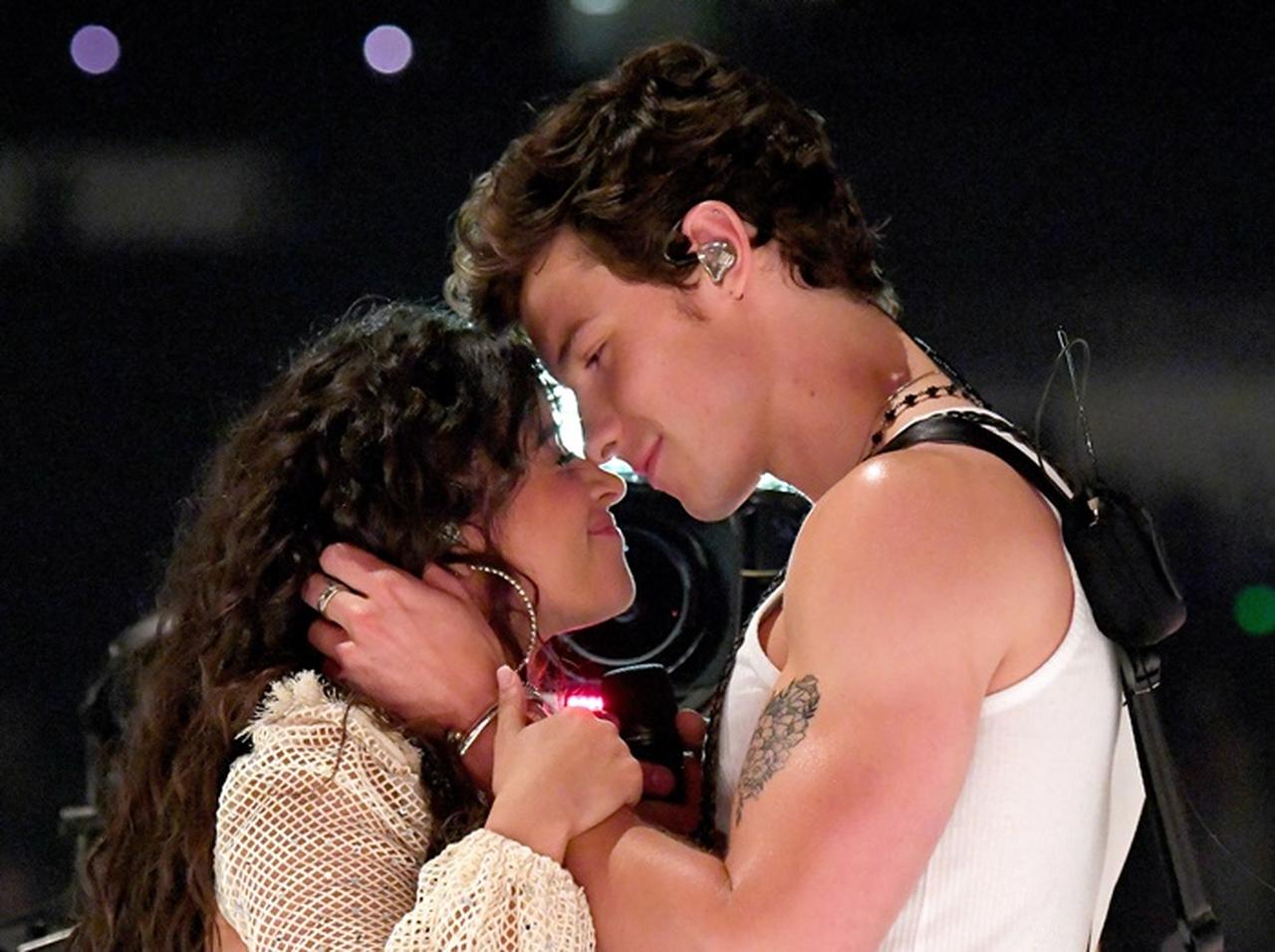 ショーン・メンデスの「ベロチュー動画」にジャスティン＆ヘイリーが反応