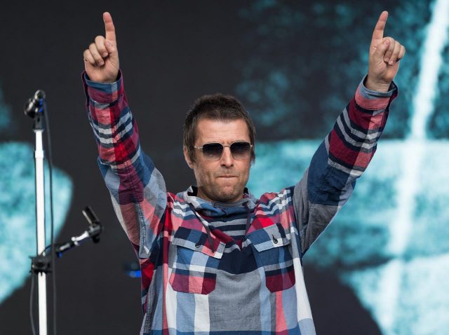 リアム・ギャラガー、息子たちに「不良じゃない」と言われ「不良すぎる」大反論