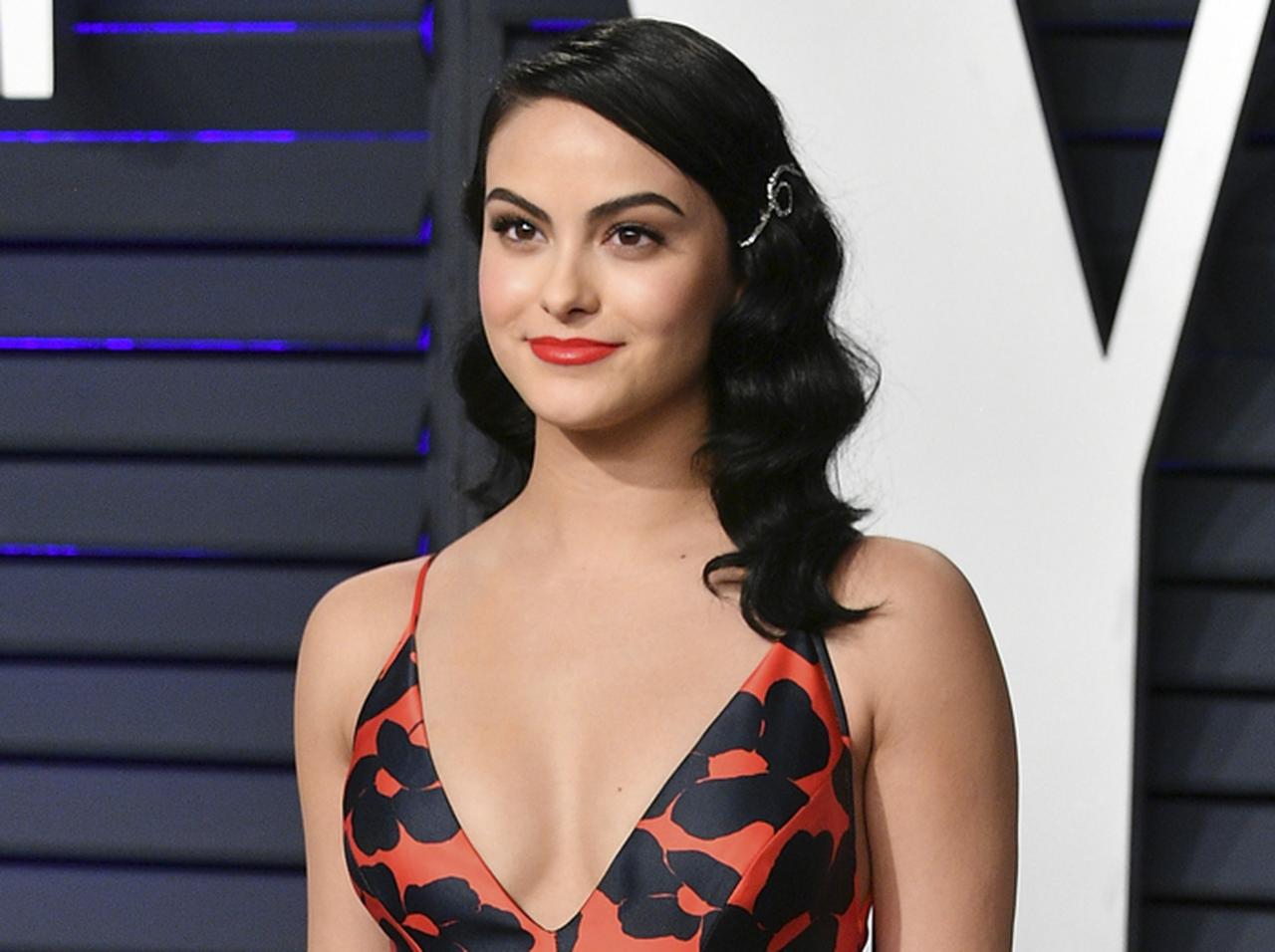 カミラ・メンデス、「レイプドラッグ」飲まされ性的暴行を受けた過去を告白