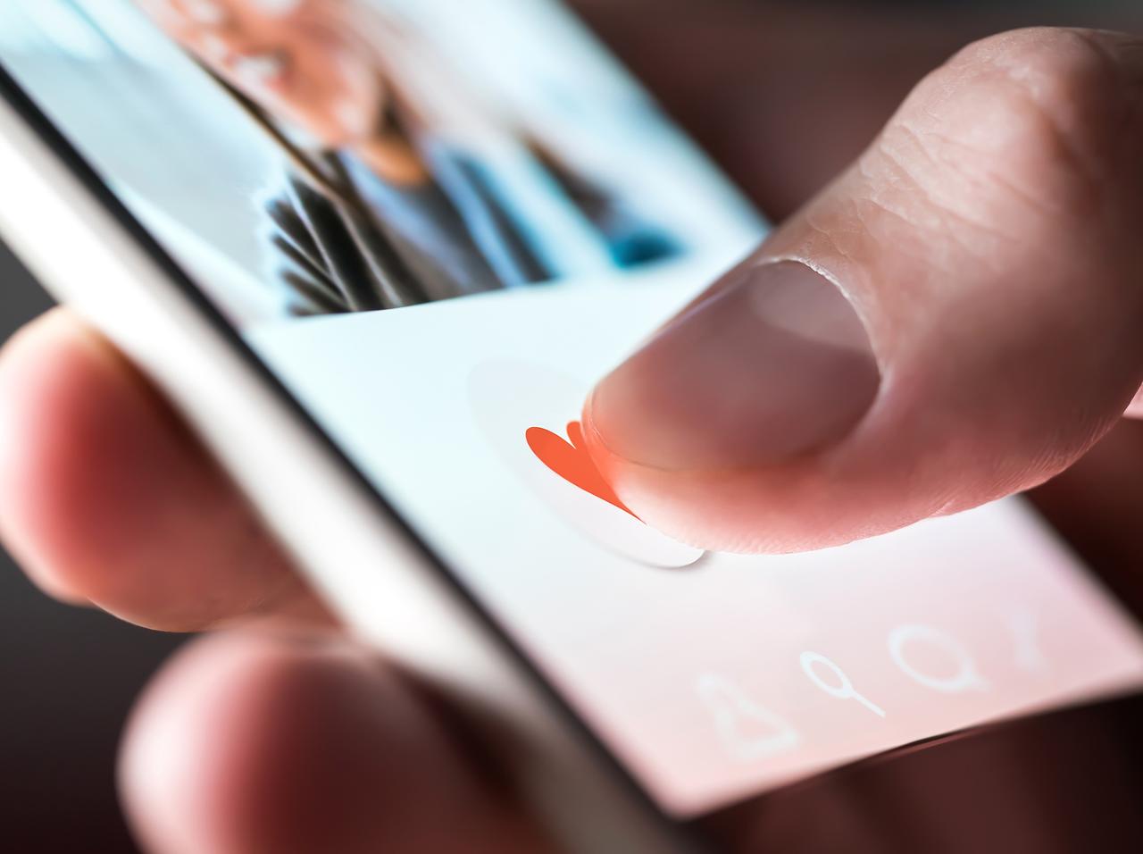 “1万人以上”とマッチした「Mr.ティンダー」がついに彼女持ちに、その『出会い』とは?