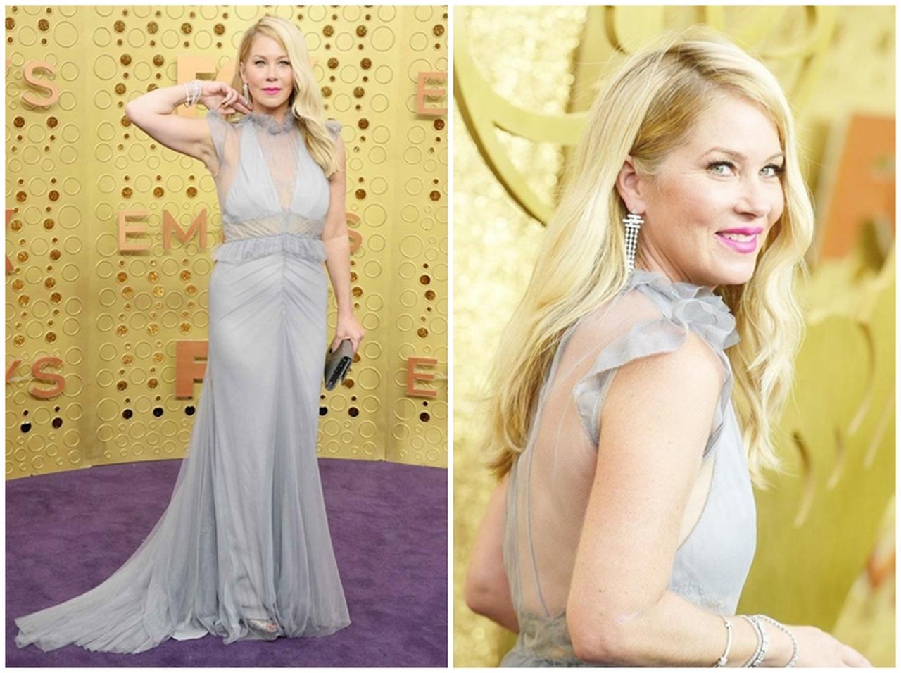 人気女優がエミー賞で、日本発NIWAKAのジュエリーを着用