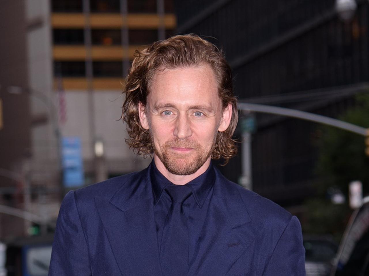 『アベンジャーズ／エンドゲーム』の「ロキの行方」にトム・ヒドルストンが答える