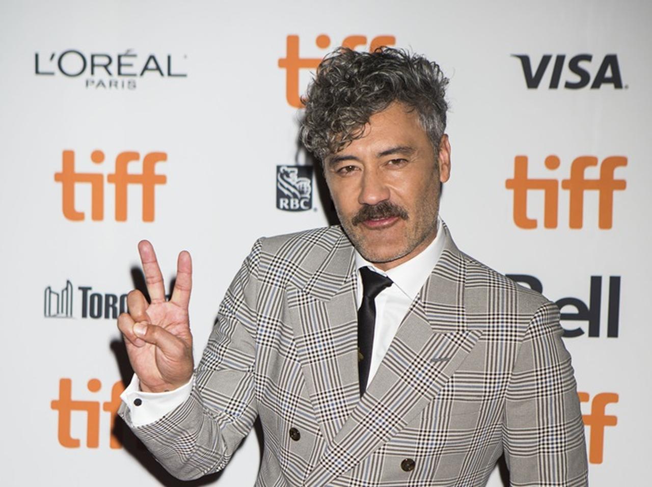 タイカ・ワイティティ新作『ジョジョ・ラビット』映画祭で「タイカ！」コールが巻き起こる