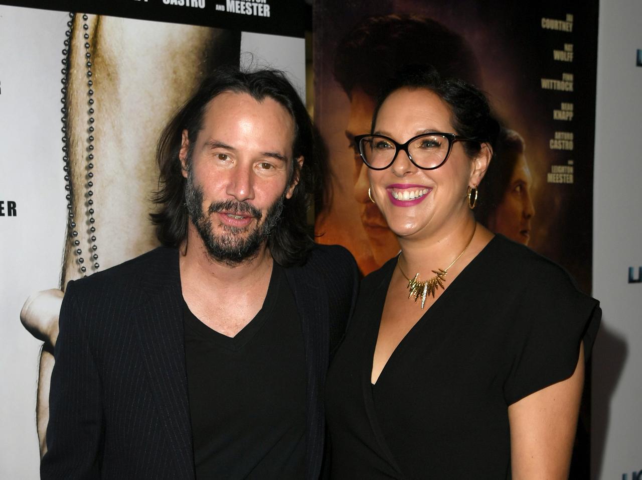 キアヌ・リーブス、12歳年下の「妹思い」が原因で女子校で大騒動を引き起こす