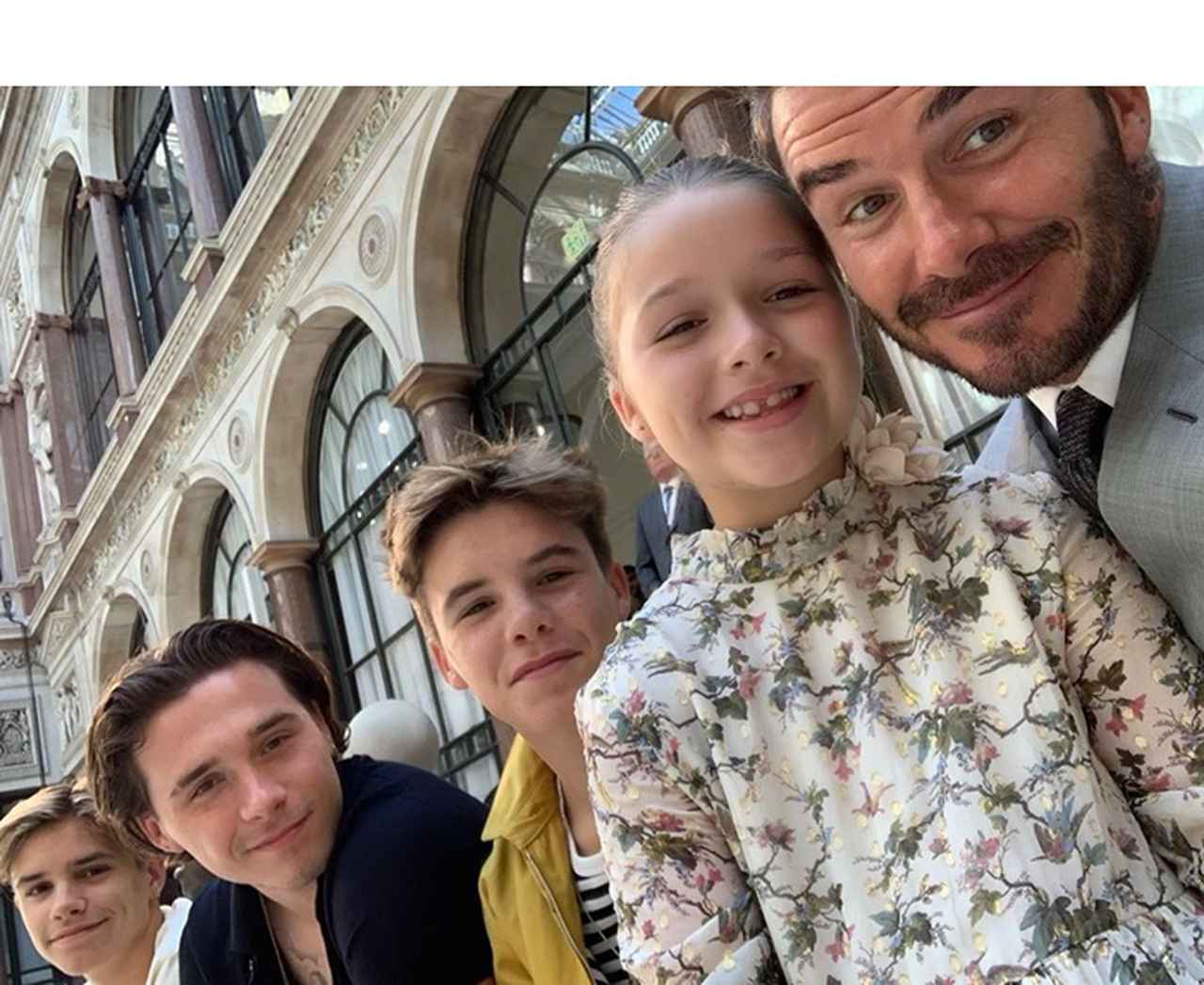 ベッカム親子、ファッション界の重鎮たちを隅に追いやる