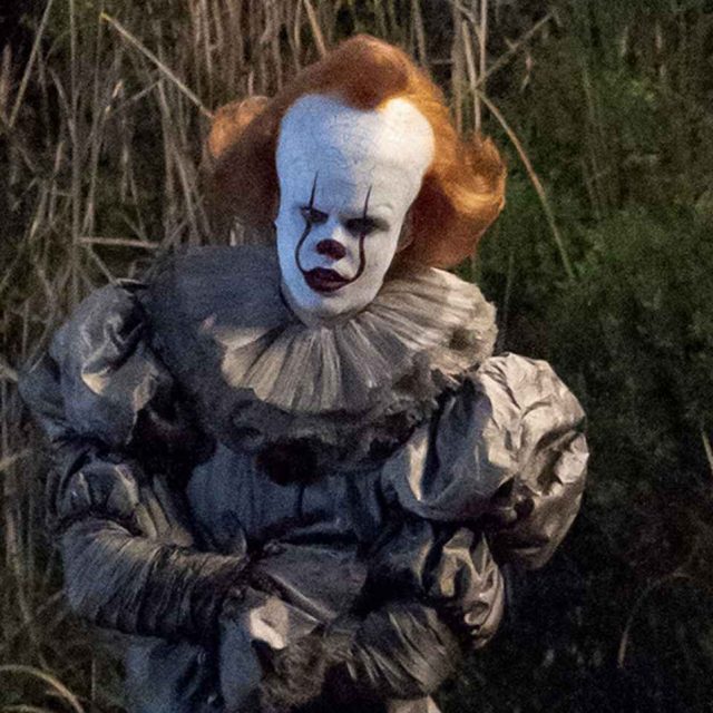 『IT/イット』のピエロ役ビル・スカルスガルド、じつはパパになっていた