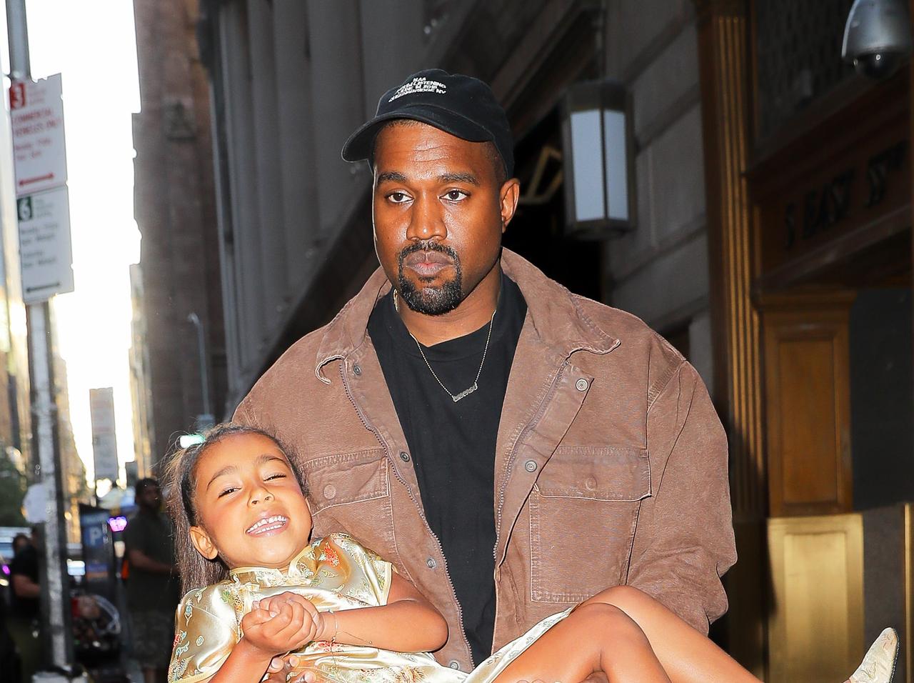 カニエ・ウェスト「愛娘ラブ」によって『あること』に禁止令、6歳娘と大ゲンカ