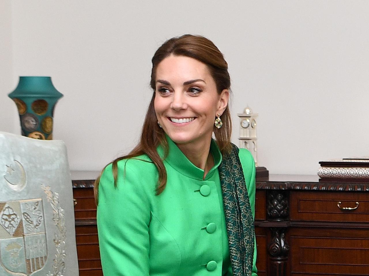 英国王室キャサリン妃、パキスタン訪問に「家から個人的にあるもの」を持参