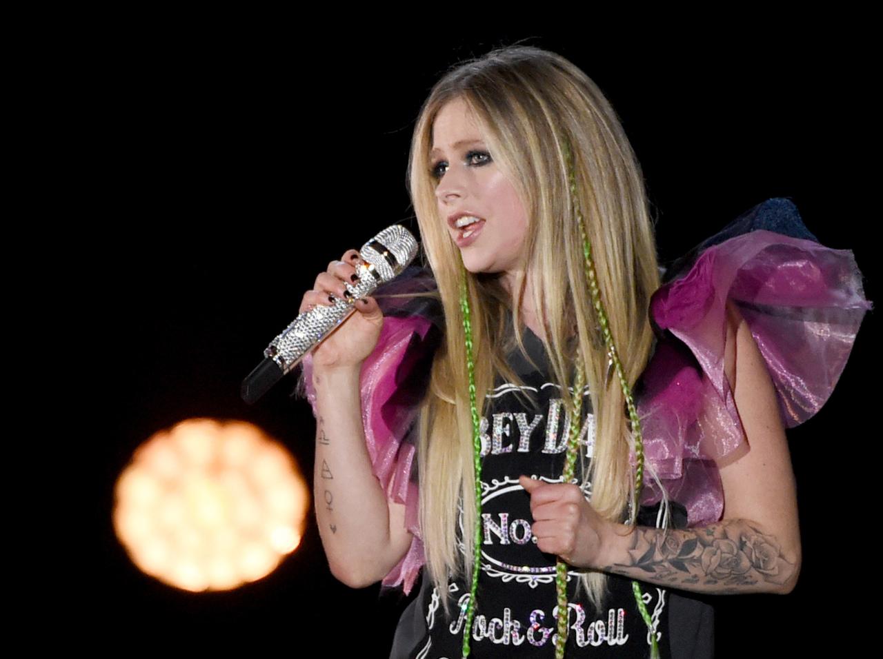 アヴリル・ラヴィーン6年ぶりジャパン・ツアーが2020年5月開催、収益の一部を寄付