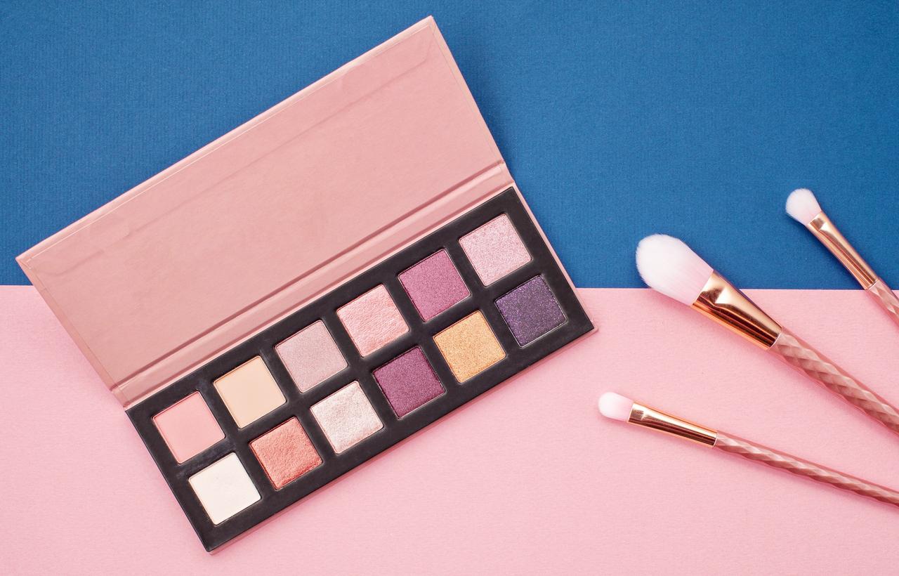 コスト0円！あるものを使ったアイシャドウの塗り方が目からウロコ