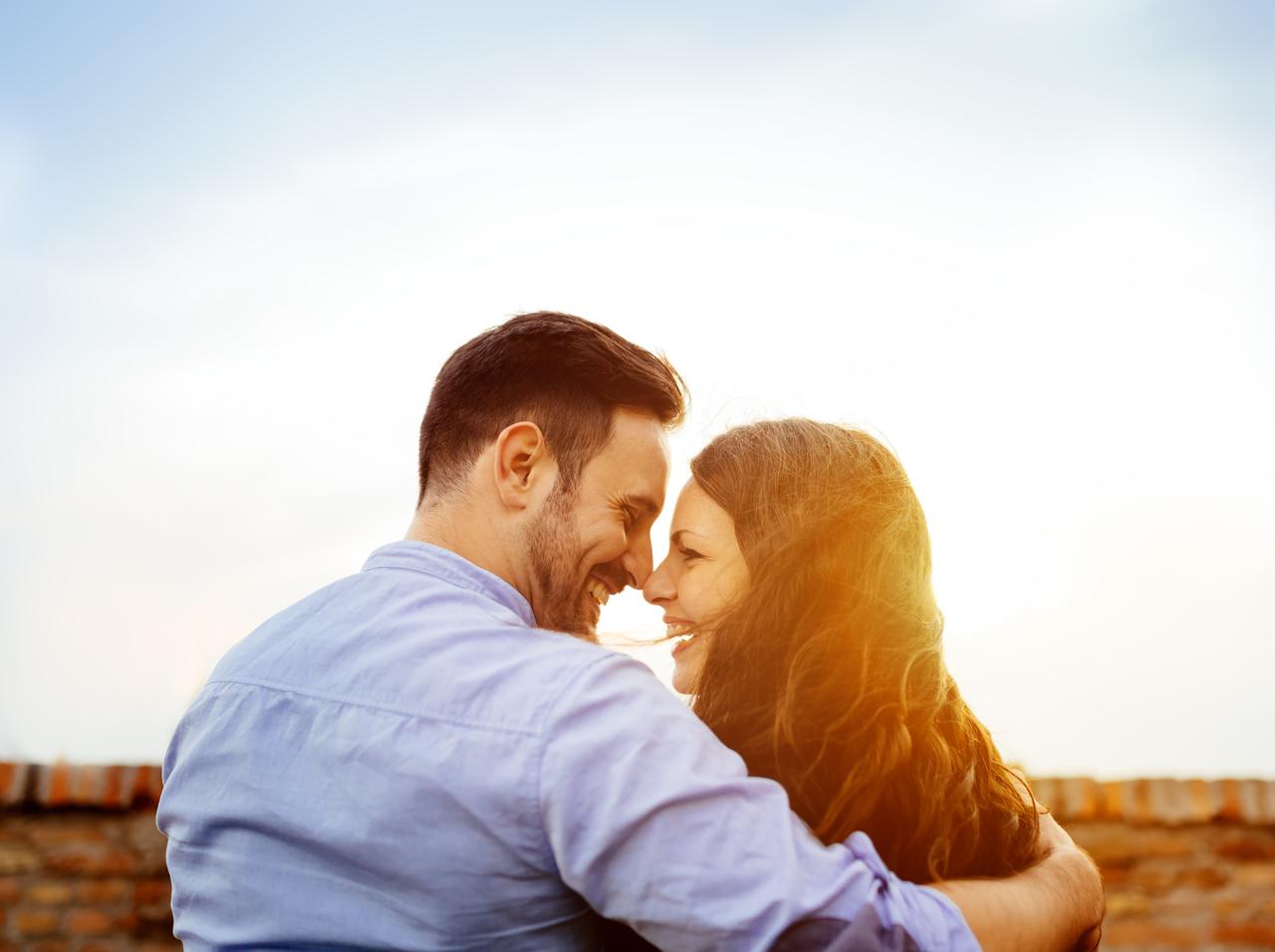 リアル『50回目のファーストキス』！記憶を失うたびに何度も恋に落ちるアメリカ人夫婦の物語