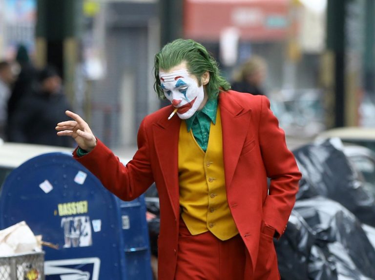 『ジョーカー』ホアキン・フェニックス、あの「笑い声」に隠された舞台裏