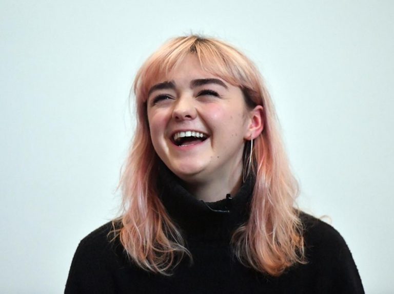 『ゲースロ』アリア役のメイジー、オーディションより修学旅行の養豚所に行きたかった