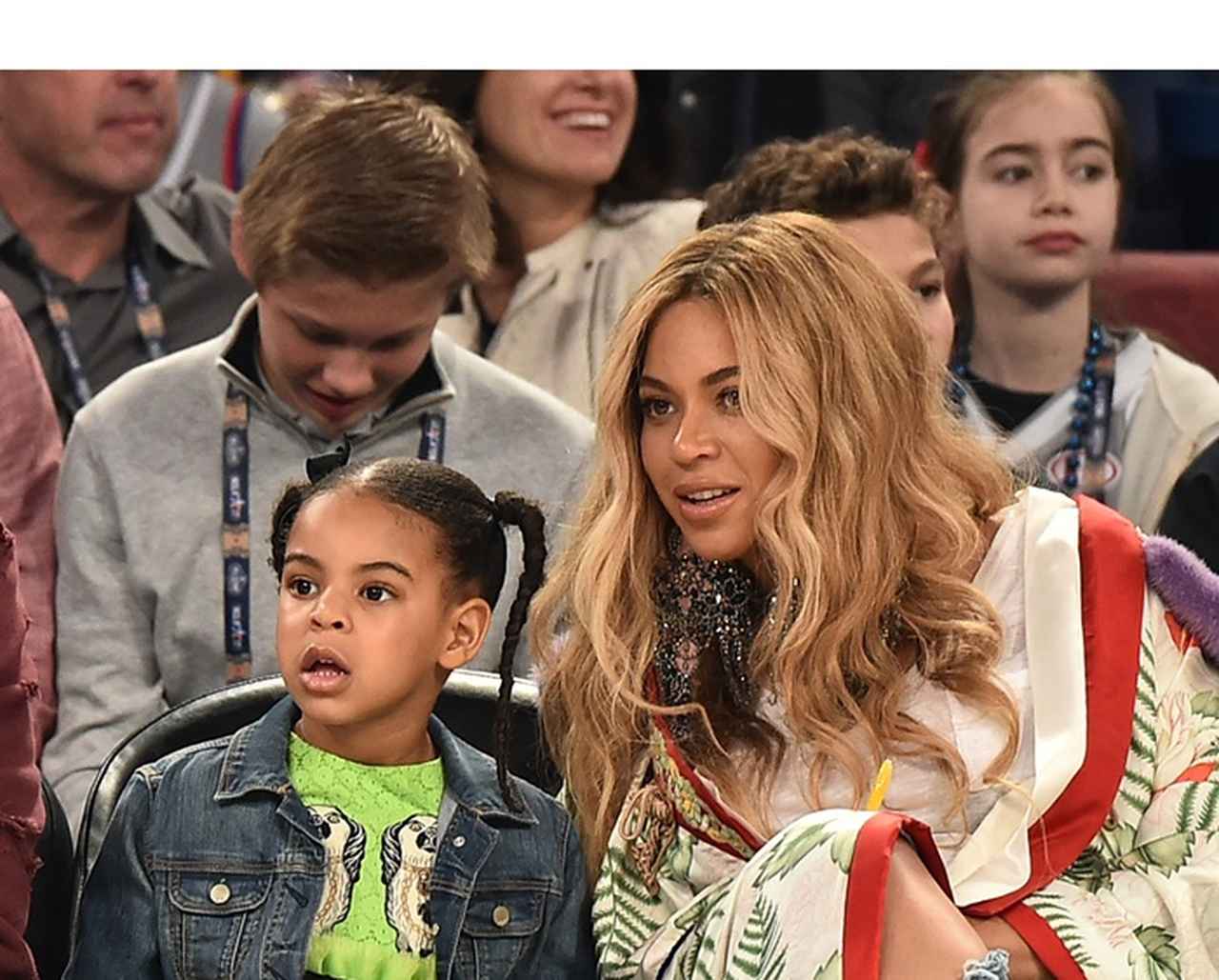 ビヨンセ7歳娘、愛用Tシャツはハイブランドではなく母親のブランド