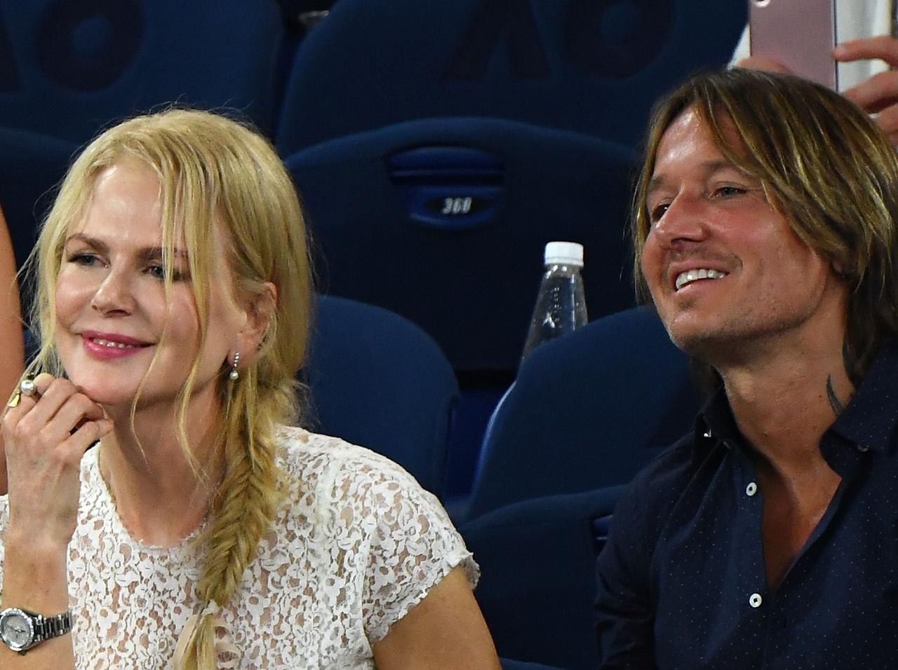 ニコール・キッドマン夫、結婚14年の妻に抱きつかれ「目尻たれ下がりまくり」理想夫婦ここに