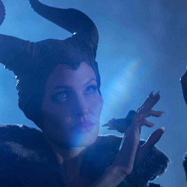 『マレフィセント』の「魔法の色」には重要な意味が込められていた