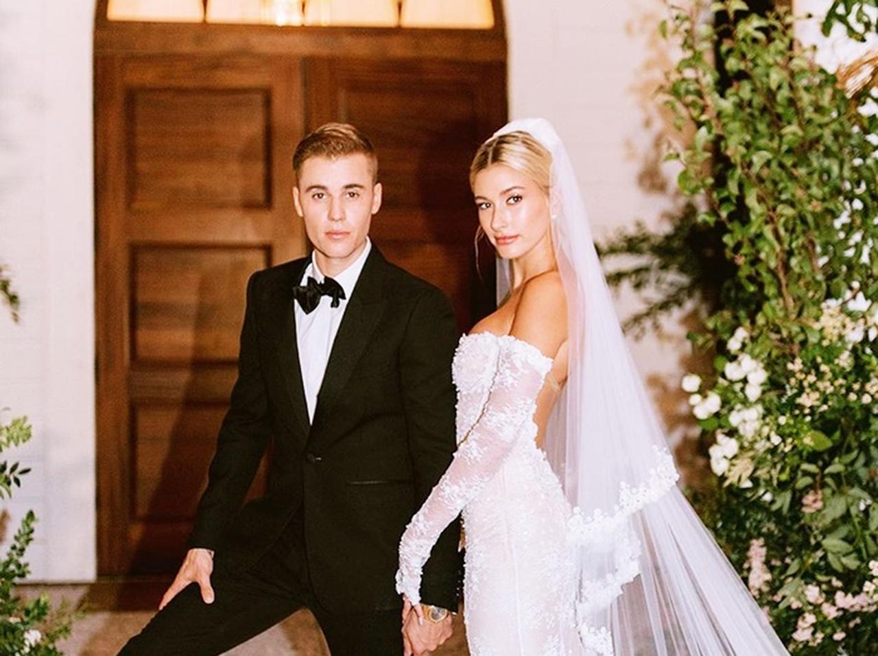 ジャスティン・ビーバー、結婚式前夜の妻の姿を捉えた写真に「セクシー警報」を発令