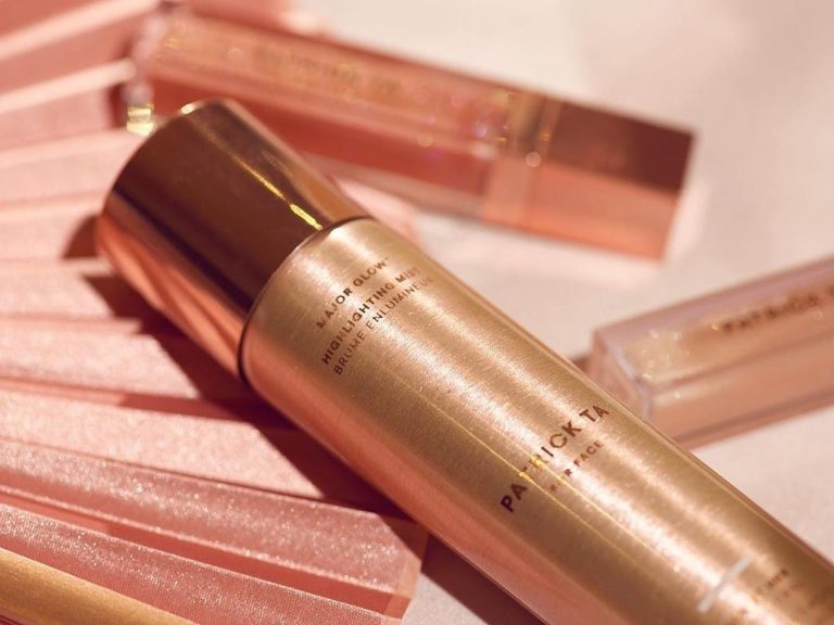 ツヤ肌はスプレーで叶える？話題の「ハイライト・ミスト」が優秀すぎる