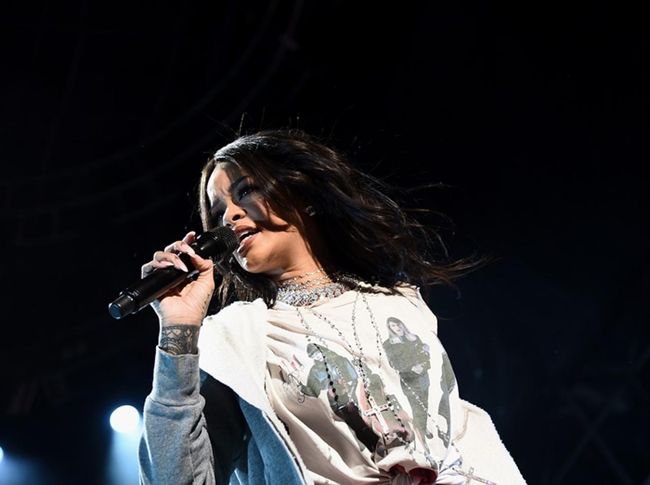 リアーナの「音楽をやめる日が来る？」という質問の回答に涙