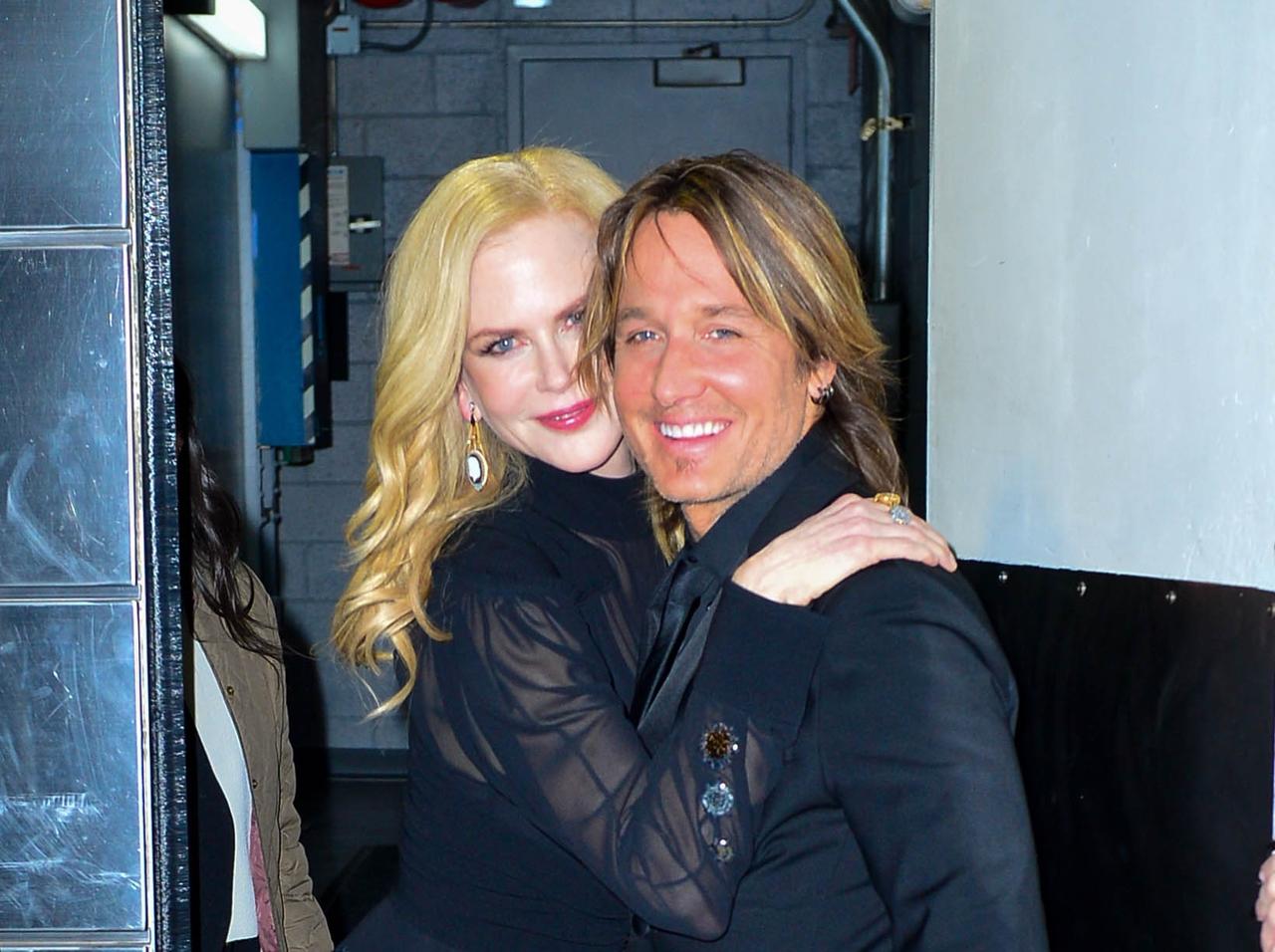 ニコール・キッドマン、夫キース・アーバン52歳の「誕生日プレゼント」に“隠れて”お祝い