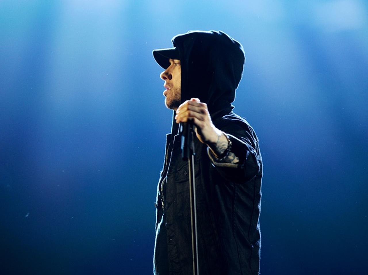 エミネム、「ある人物を脅迫した」として政府から尋問を受けていたことが判明