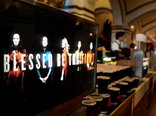 『ハンドメイズ・テイル』原作者がドラマ版で「殺すの禁止令」を出したキャラクターとは？