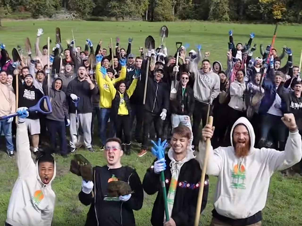 『2ヵ月で20億円』集めろ！有名ユーチューバーたちの「地球規模」の活動に寄付殺到