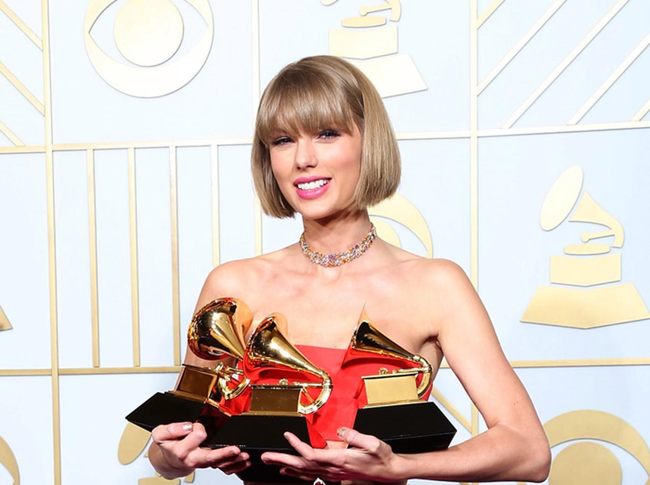 グラミー賞のノミネートリストがリーク?テイラー&アリアナのページに異変