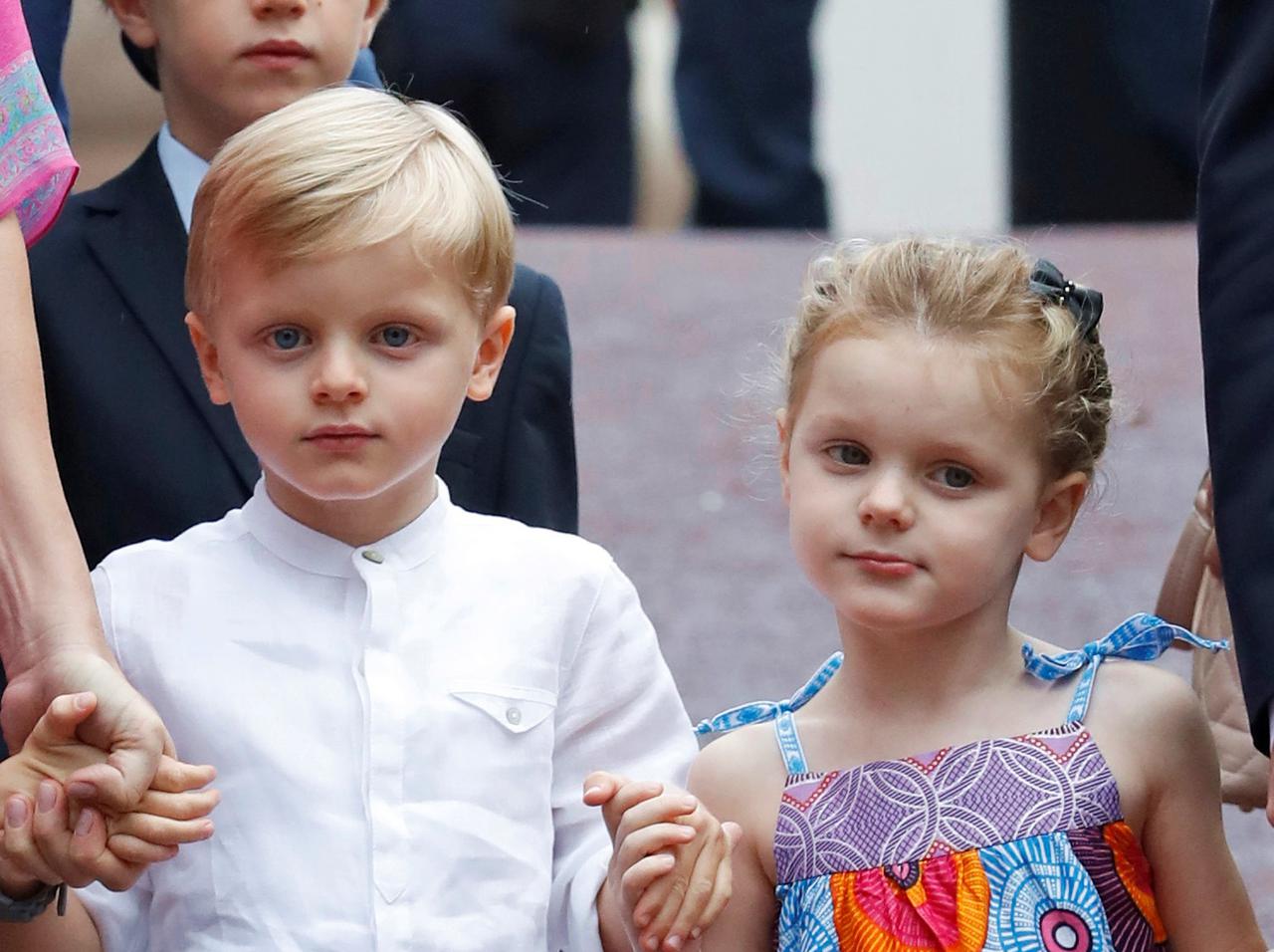 モナコ王室ジャック公子とガブリエラ公女、「公式行事」での“可愛すぎる姿”に注目集まる