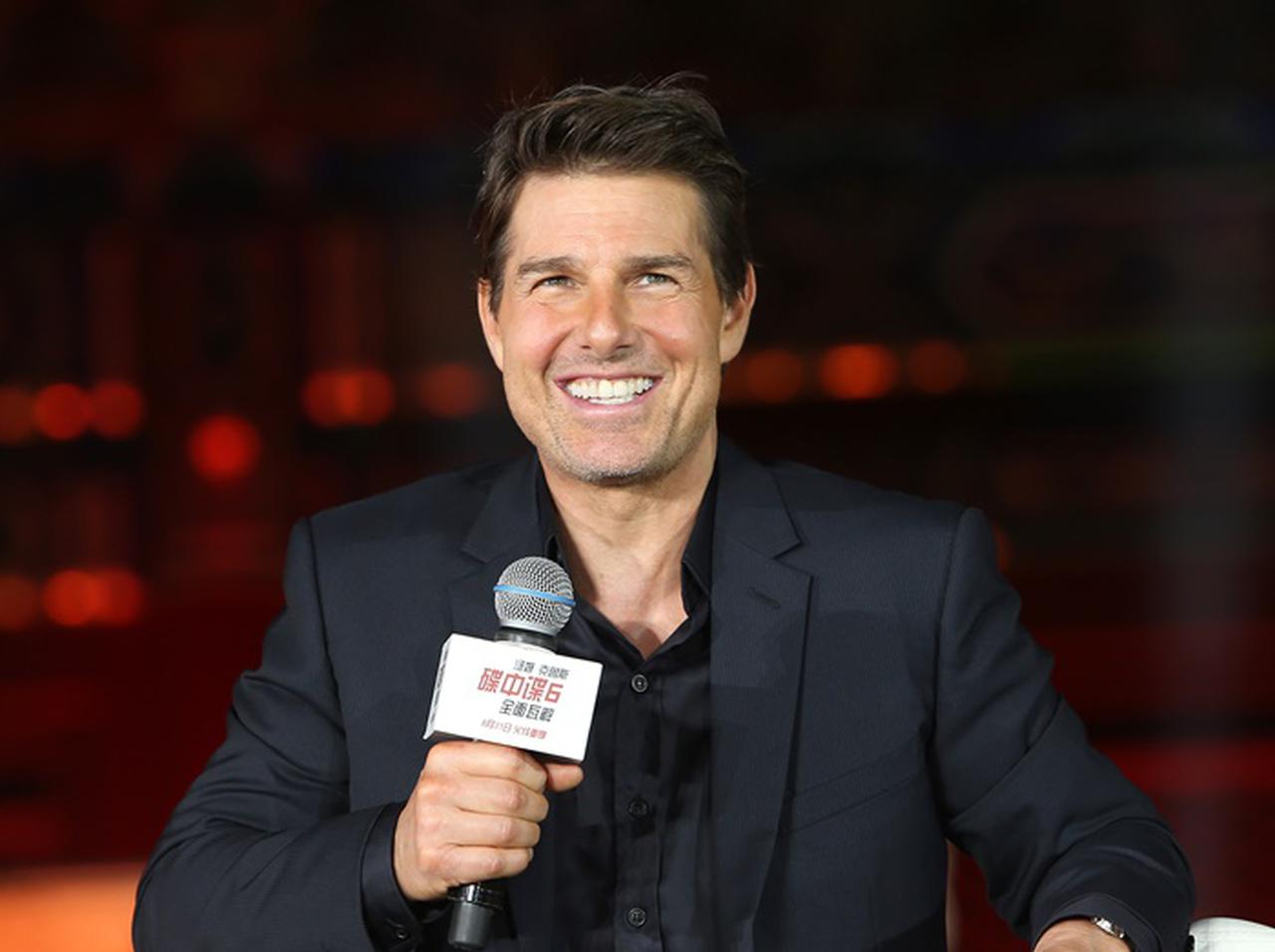 トム・クルーズが変態的な理由で友人に贈る「ケーキの種類」が判明