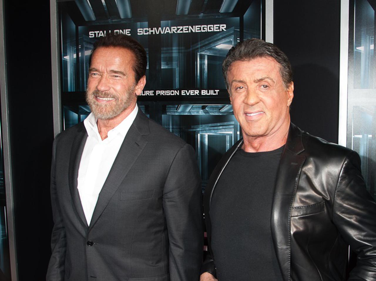 シュワちゃん、スタローンを陥れるために「最低の映画」に出演させたことを認める