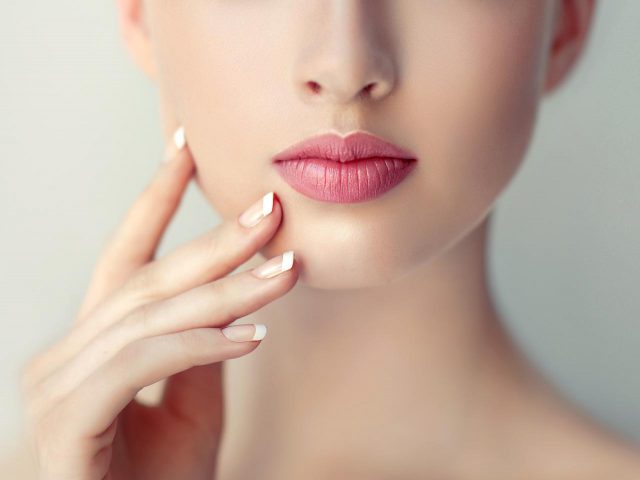 “ガラス肌”を目指して肌荒れ？韓国コスメの使い方で皮膚科医が伝えたいこと
