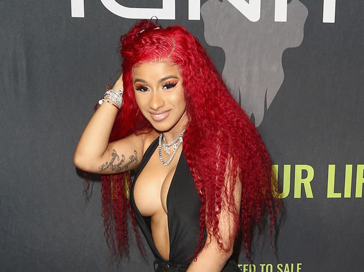 カーディ・B、落ち込むのは「1日だけ」と決めている理由が意外