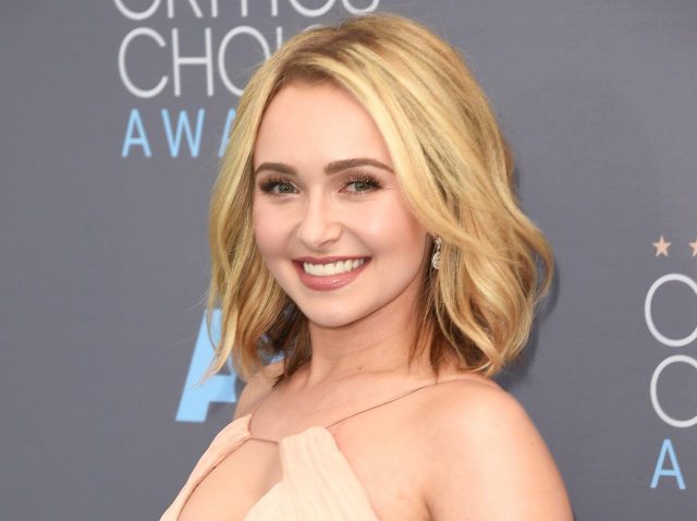 ヘイデン・パネッティーアがDVで逮捕された恋人と復縁、「前とは違う」