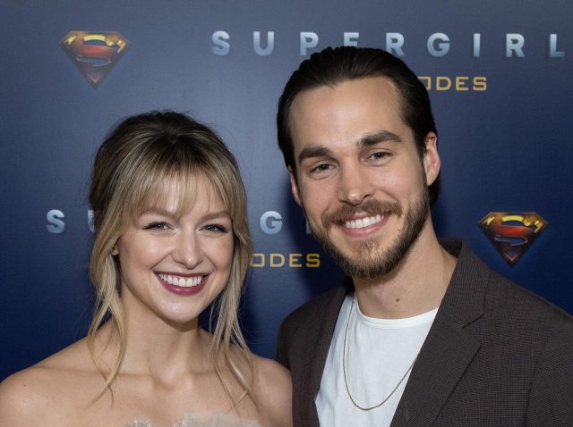 『スーパーガール』メリッサ・ブノワ、DV告白後初めて夫クリス・ウッドと姿を現す【画像アリ】