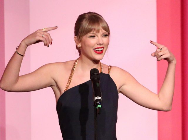 テイラー・スウィフト、「男性優位」をぶった斬るパワフルなスピーチに喝采